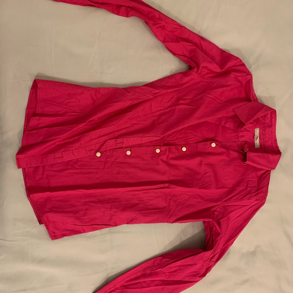 Banana Republic 8 Tall “no-iron” button down shirt. Minimally worn.